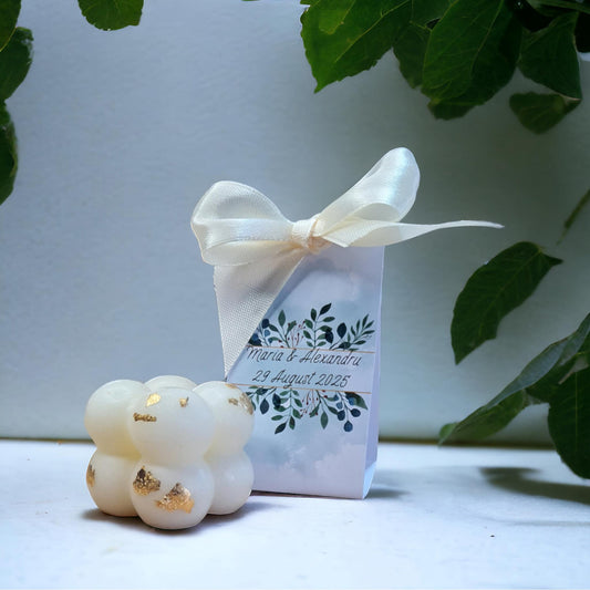 Marturii de nunta, verde, lumanare personalizata cu foita de aur aplicata manual. Marturii de nunta personalizate.