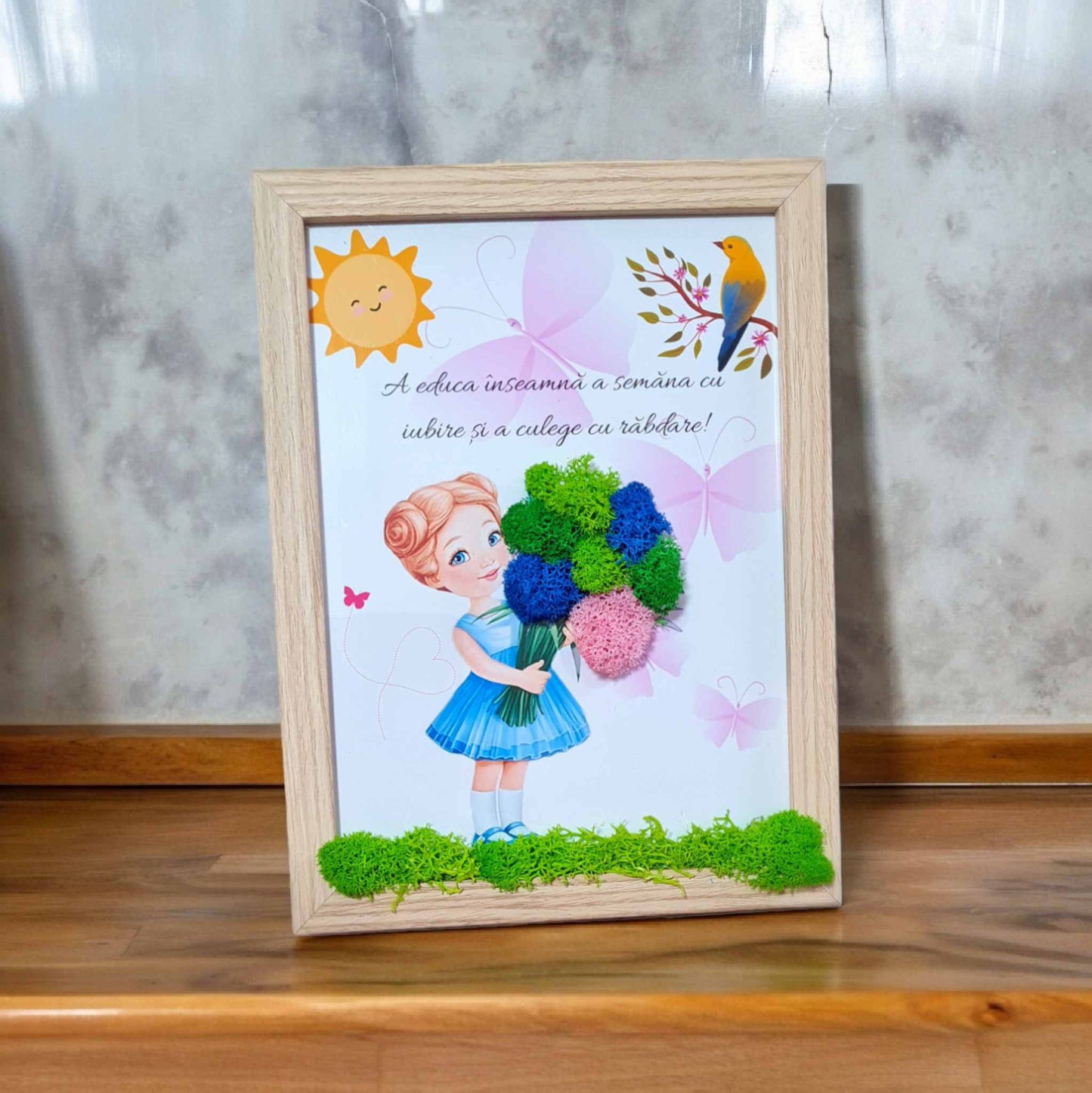 Tablou personalizat pentru educatoare cu licheni naturali stabilizati.