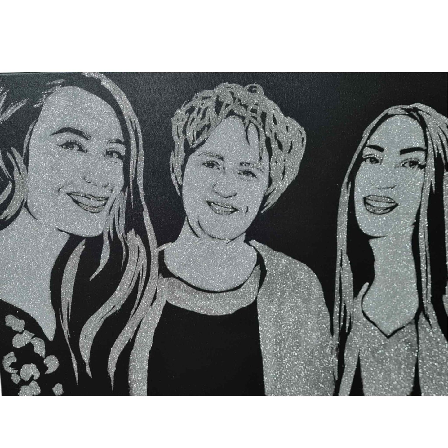 Portret cu sclipici argintiu pentru prieteni, pictat manual si personalizat dupa poza clientului pe panza canvas de 100x80 cm.