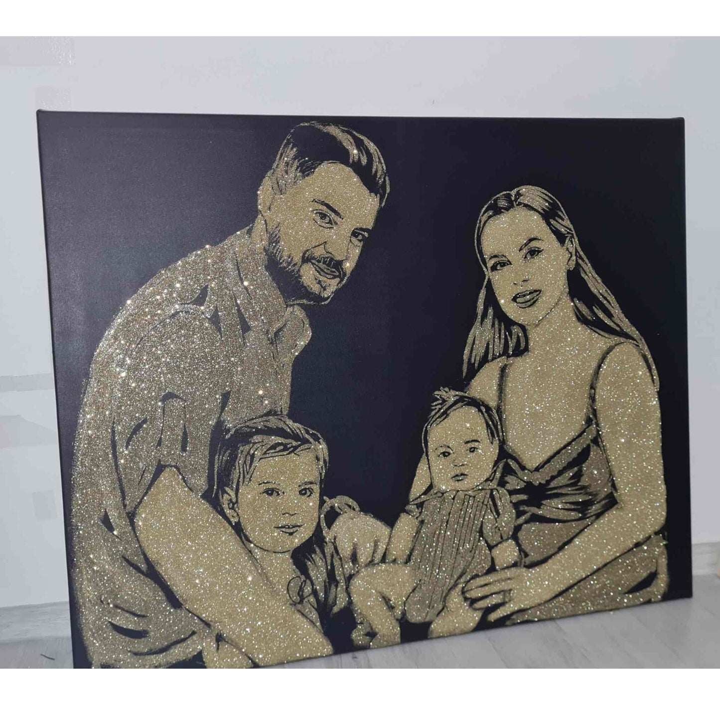 Portrete cu sclipici auriu pentru nasi, de dimensiuni mari de 100x80 cm, pictat manual si personalizat cu praf de stele.