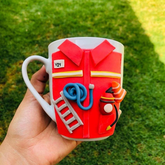 Cana cadou pentru pompieri, personalizata cu lut polimeric Fimo, handmade, ideala de cadou unic pentru pompieri.