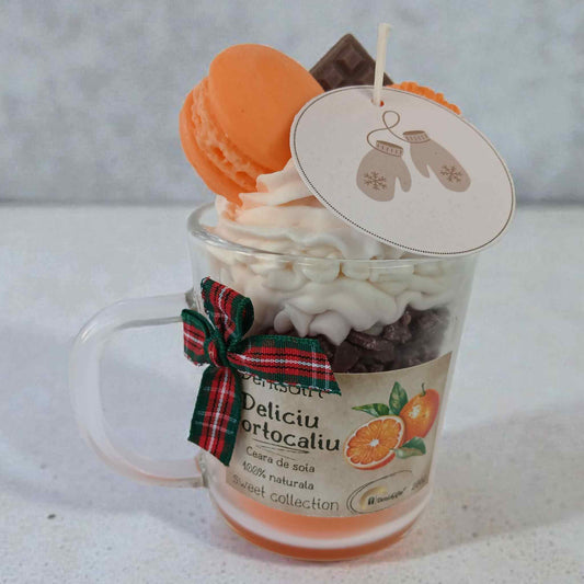 Lumanare cadou de Craciun, cana desert cu frisca, portocale si ciocolata din ceara de soia naturala.