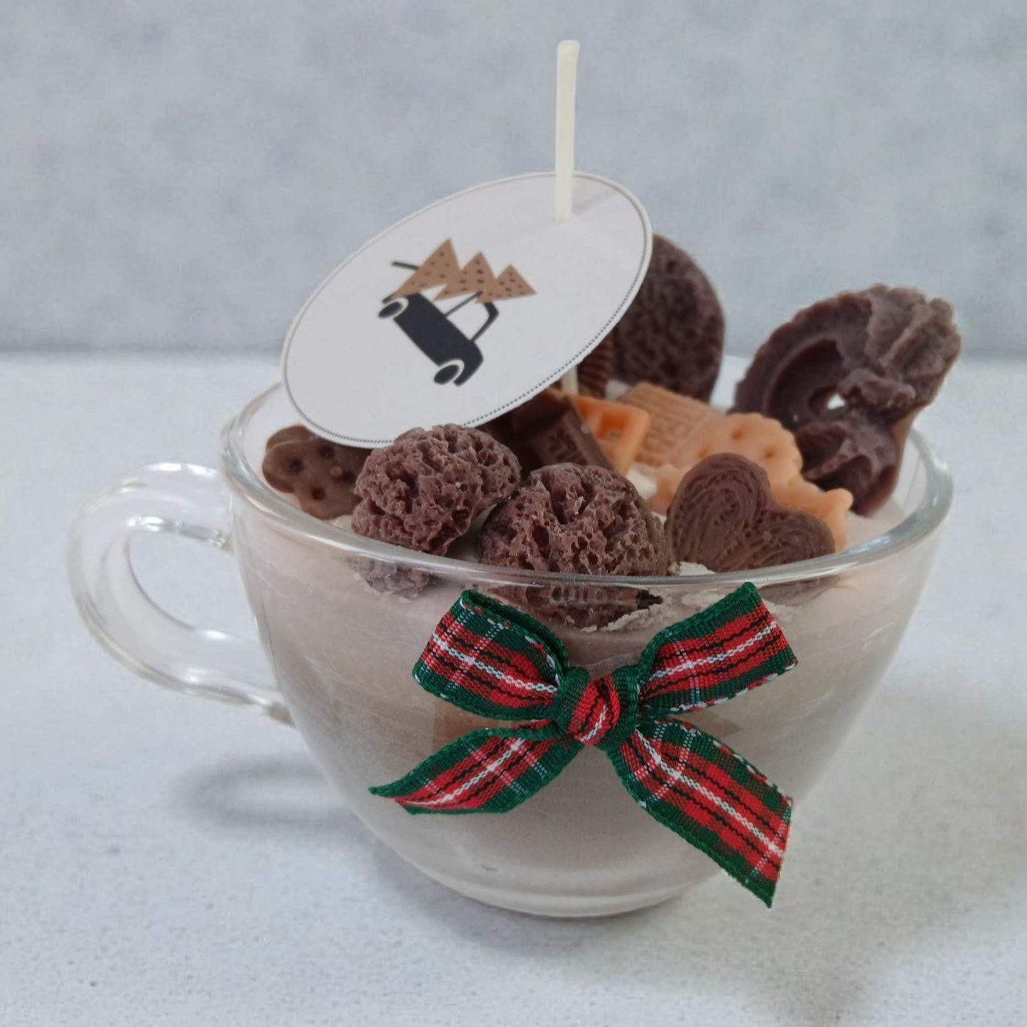 Lumanare de Craciun tip cappuccino din ceara naturala de soia. 