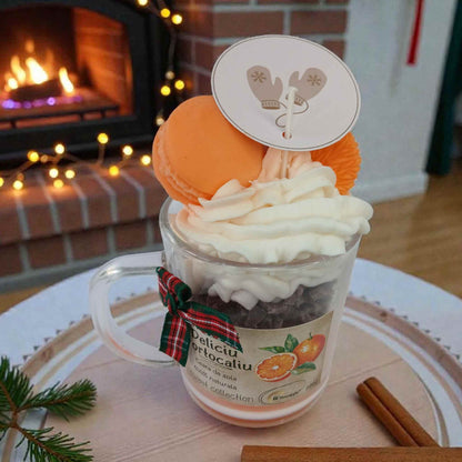 Lumanari cadou de Craciun, cana tip desert din ceara de soia naturala. Decoratiune unica.