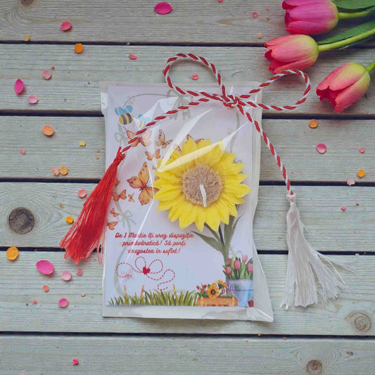 Martisor de 1 martie, lumanare floarea soarelui, ceara naturala de soia, cu mesaj si urari de primavara.