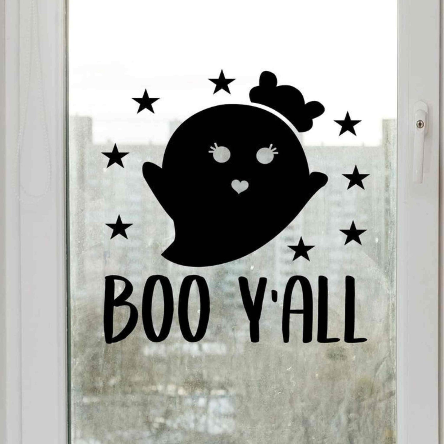 Sticker de Halloween ce ilustreaza o fantoma si textul "Boo y'all", negru, foarte rezistent.