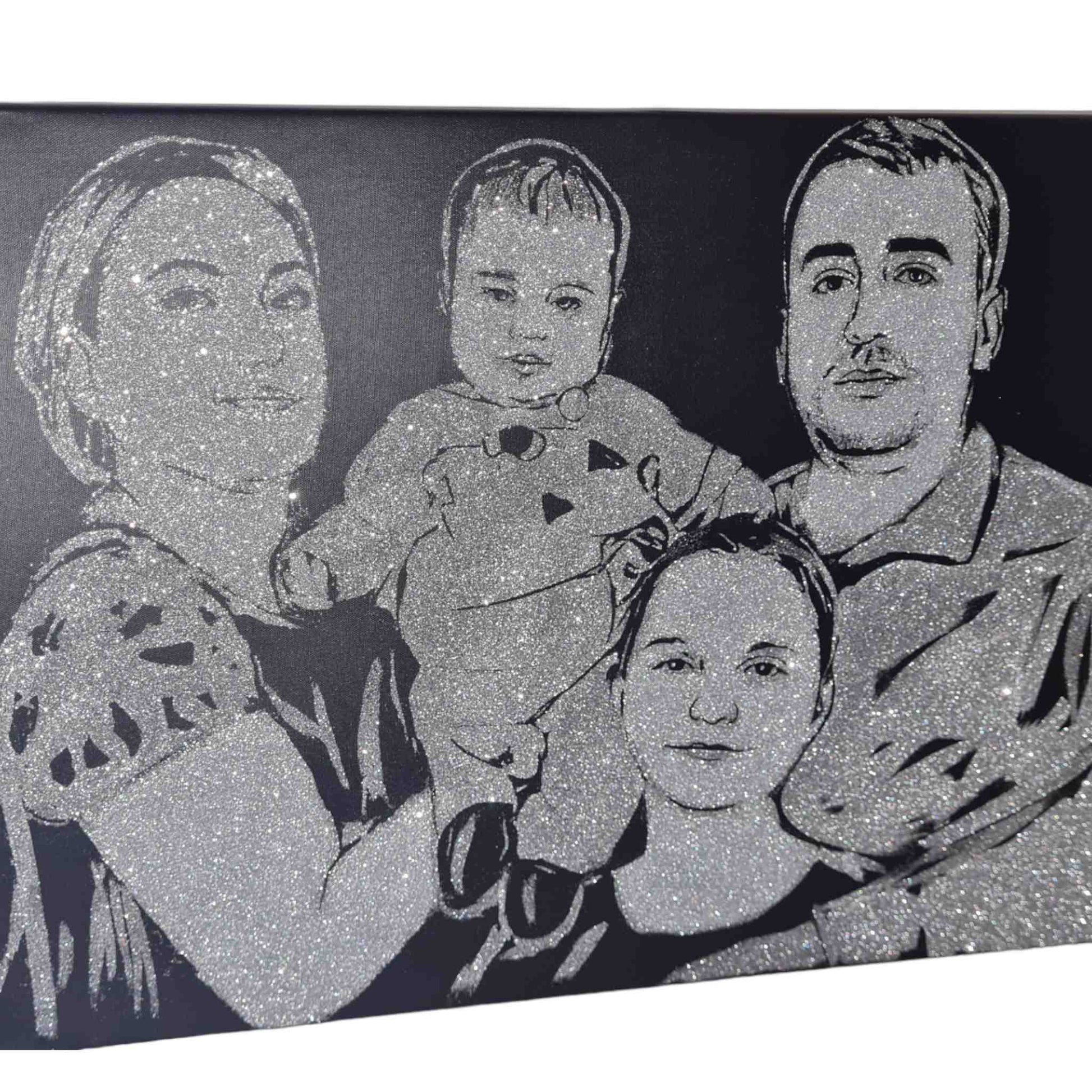 Portret cu sclipici argintiu pentru nasi si copii, pictat manual si personalizat dupa poza clientului pe panza de 100x80 cm.