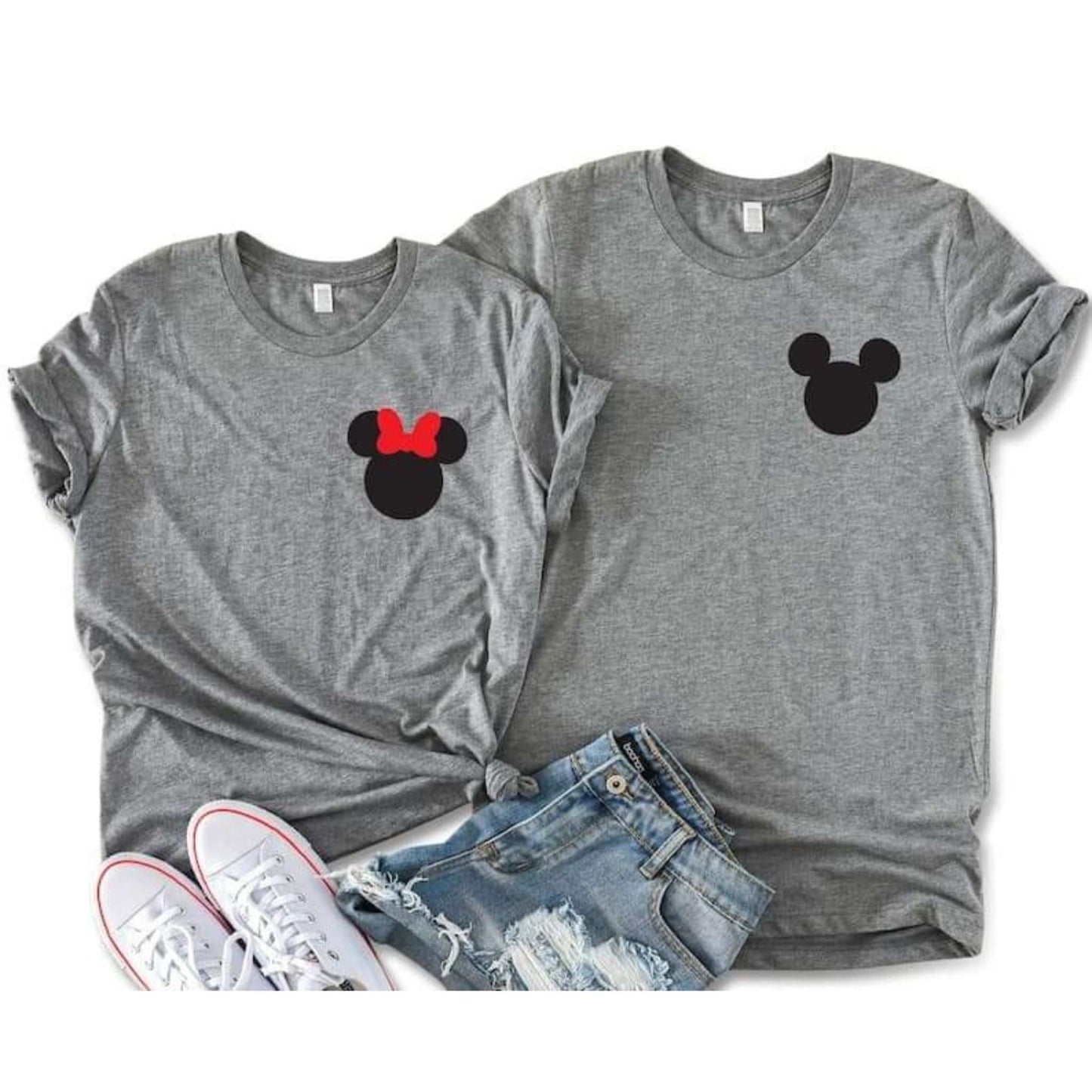 Tricouri de cuplu personalizate, 100% bumbac, cu Mickey Mouse, coual ideal de cuplu pentru ziua indragostitilor.